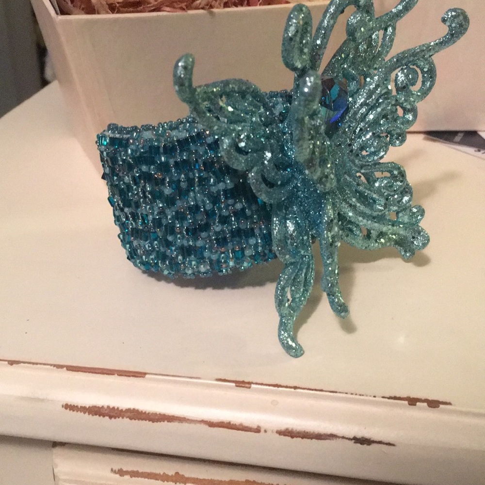 Bracelet - Picture 2 of 6